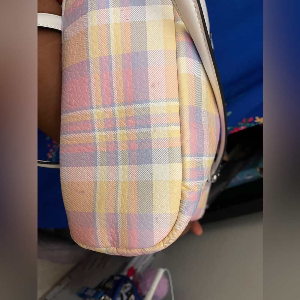 Giani Bernini plaid pastel colors tote. Created for Macy's. Excellent condition - Picture 3 of 6